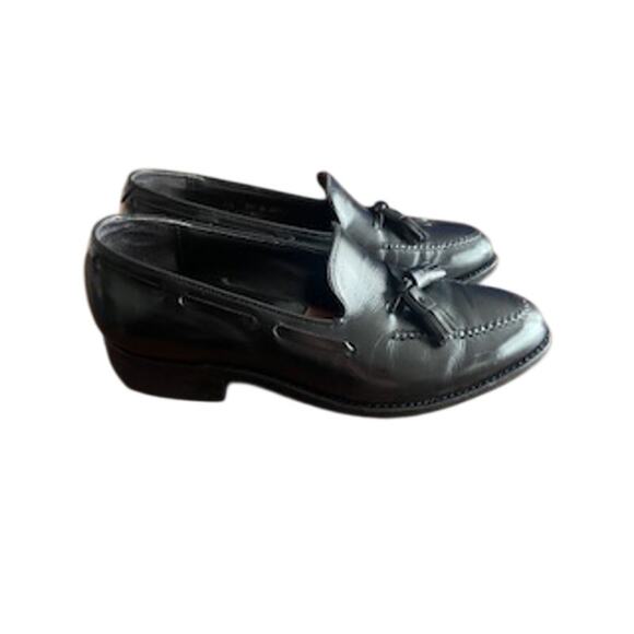 Johnston & Murphy Men\'s sz 7.5D/B Tassel Loafers New Soles